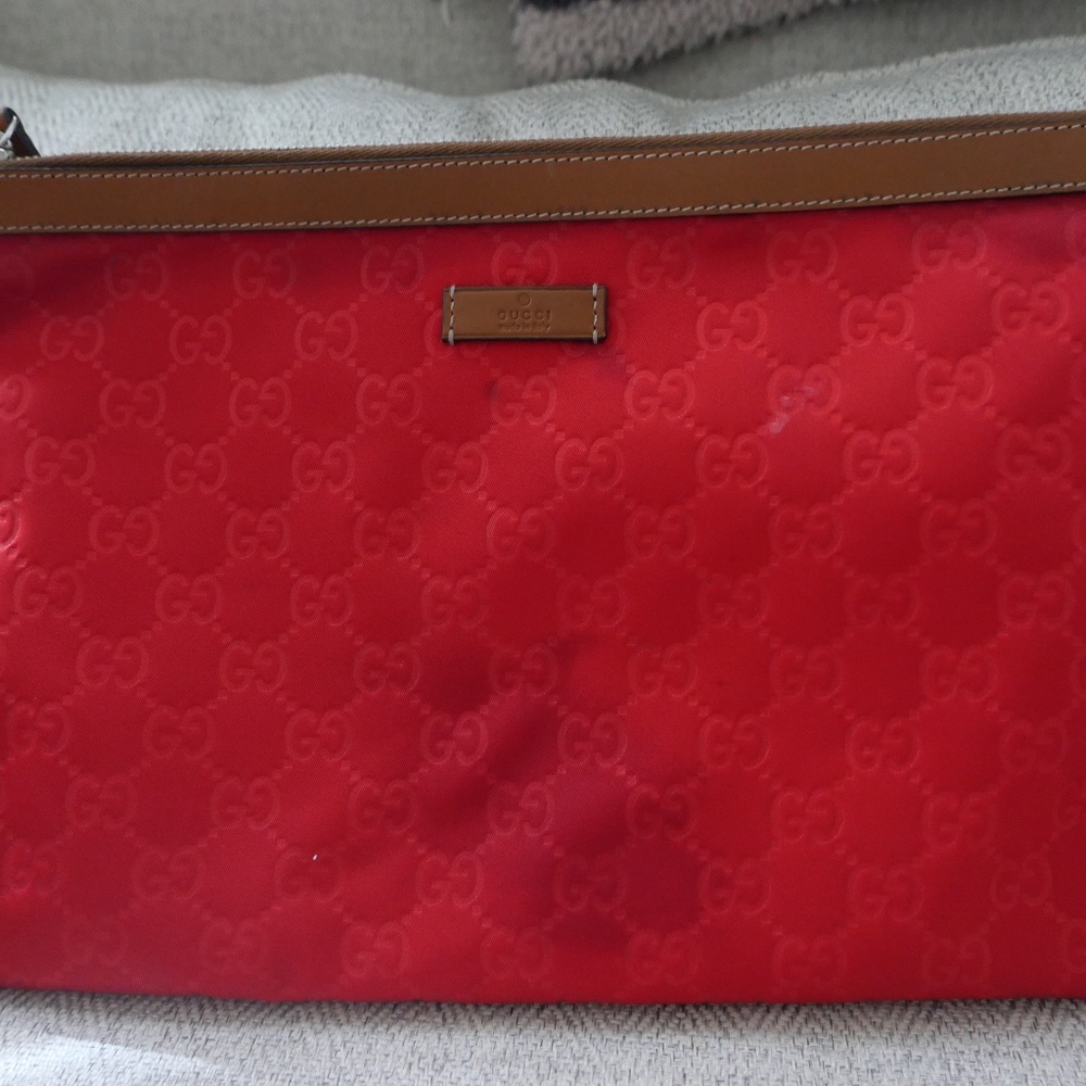 GUCCI Red Zippered Pouch